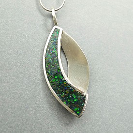 Color Wave Pendant